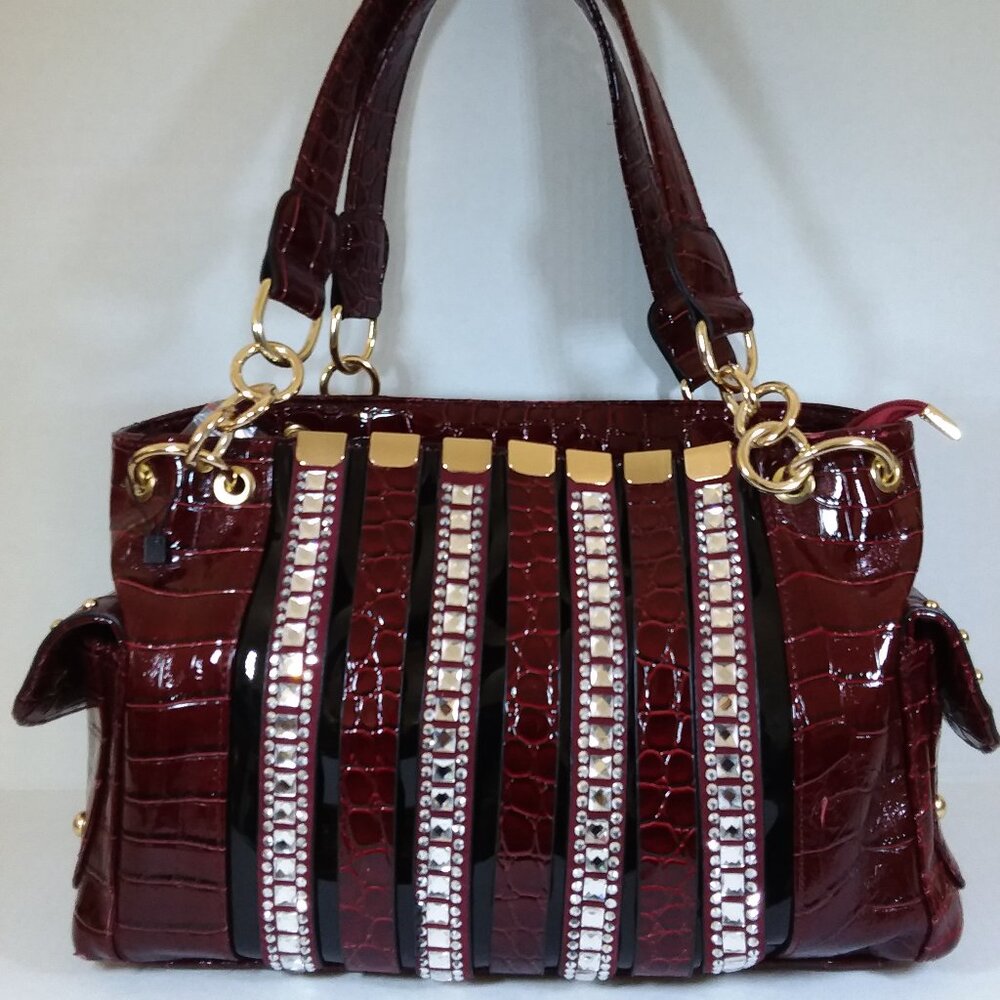 Fauz crocodile with rhinestones